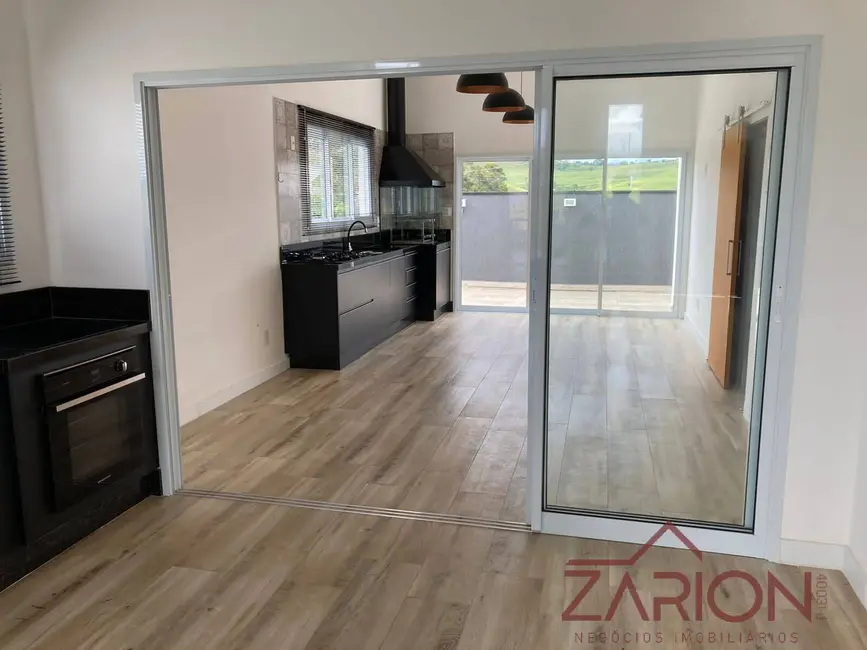 Foto 2 de Casa com 3 quartos à venda, 168m2 em Taubate - SP