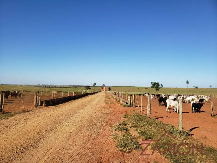Foto 1 de Fazenda / Haras à venda, 20000m2 em Dracena - SP