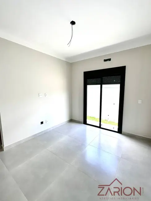 Foto 9 de Casa com 3 quartos à venda, 300m2 em Taubate - SP