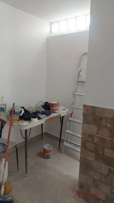 Foto 4 de Sala Comercial para alugar, 35m2 em Jardim Maria Augusta, Taubate - SP