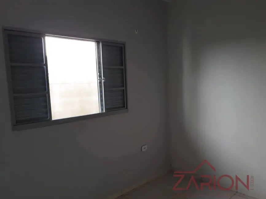 Foto 3 de Casa com 2 quartos à venda, 60m2 em Parque São Luís, Taubate - SP