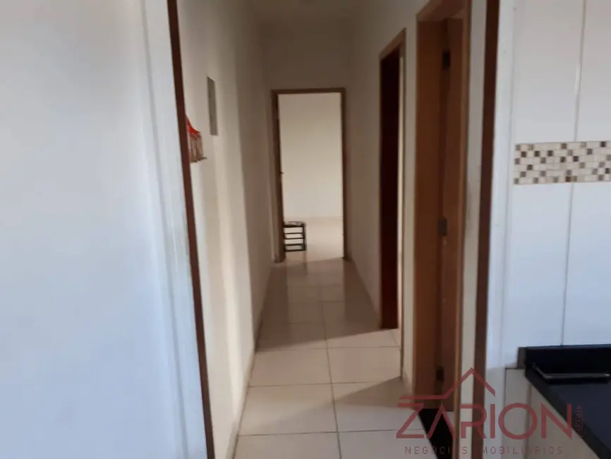 Foto 2 de Casa com 2 quartos à venda, 60m2 em Parque São Luís, Taubate - SP