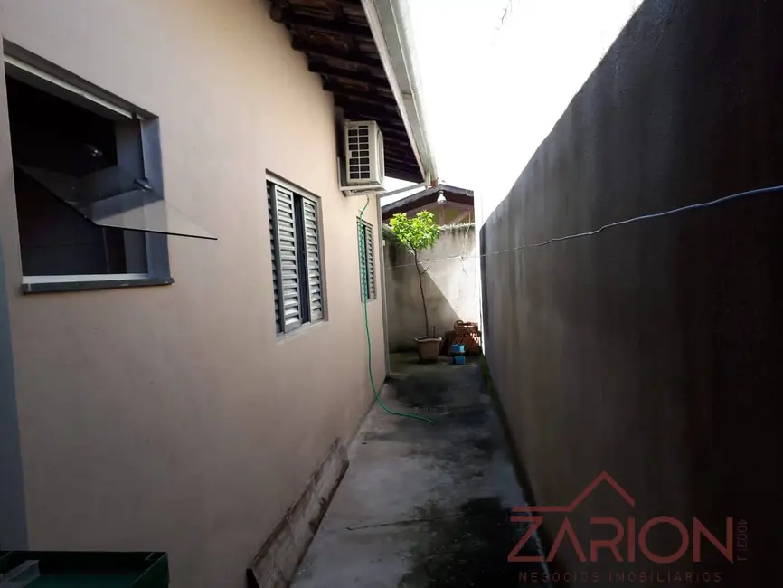 Foto 9 de Casa com 2 quartos à venda, 60m2 em Parque São Luís, Taubate - SP