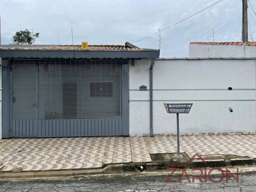 Foto 2 de Casa com 2 quartos à venda, 120m2 em Vila dos Comerciários 2, Taubate - SP