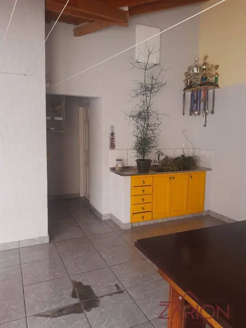 Foto 5 de Casa com 3 quartos à venda, 250m2 em Jardim Independência, Taubate - SP
