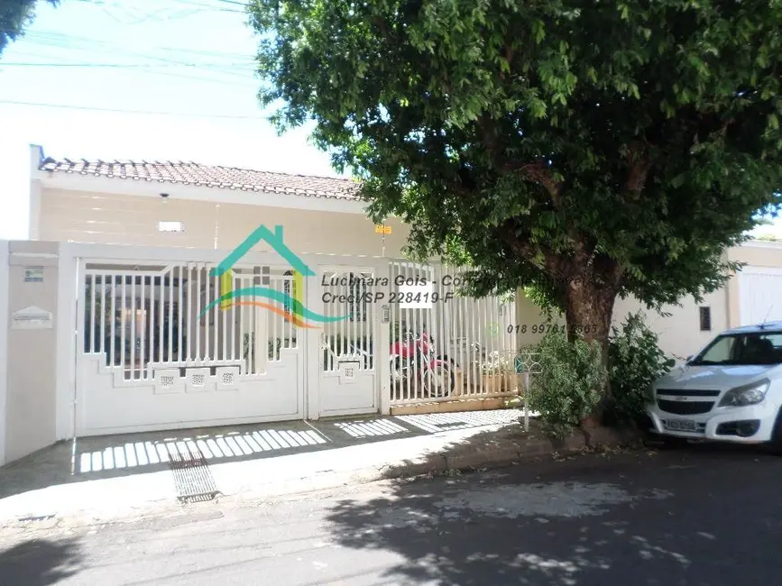 Foto 1 de Casa com 3 quartos à venda, 640m2 em Bairro das Bandeiras, Aracatuba - SP