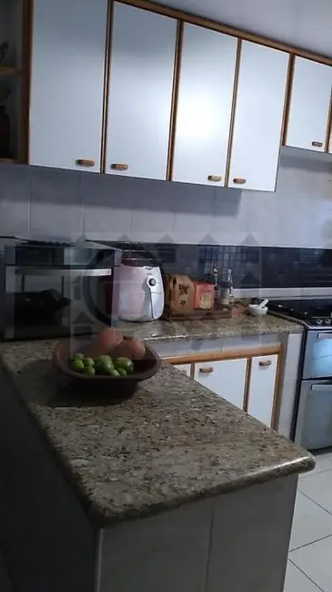 Sobrado com 3 quartos à venda, 200m2 em Parada Inglesa, São Paulo - SP - imagem 9 Foto 9 de Sobrado com 3 quartos à venda, 200m2 em Parada Inglesa, São Paulo - SP