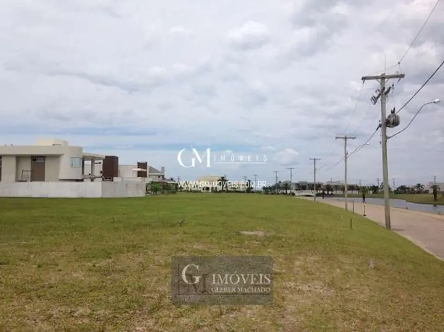 Foto 7 de Terreno / Lote à venda, 521m2 em Torres - RS