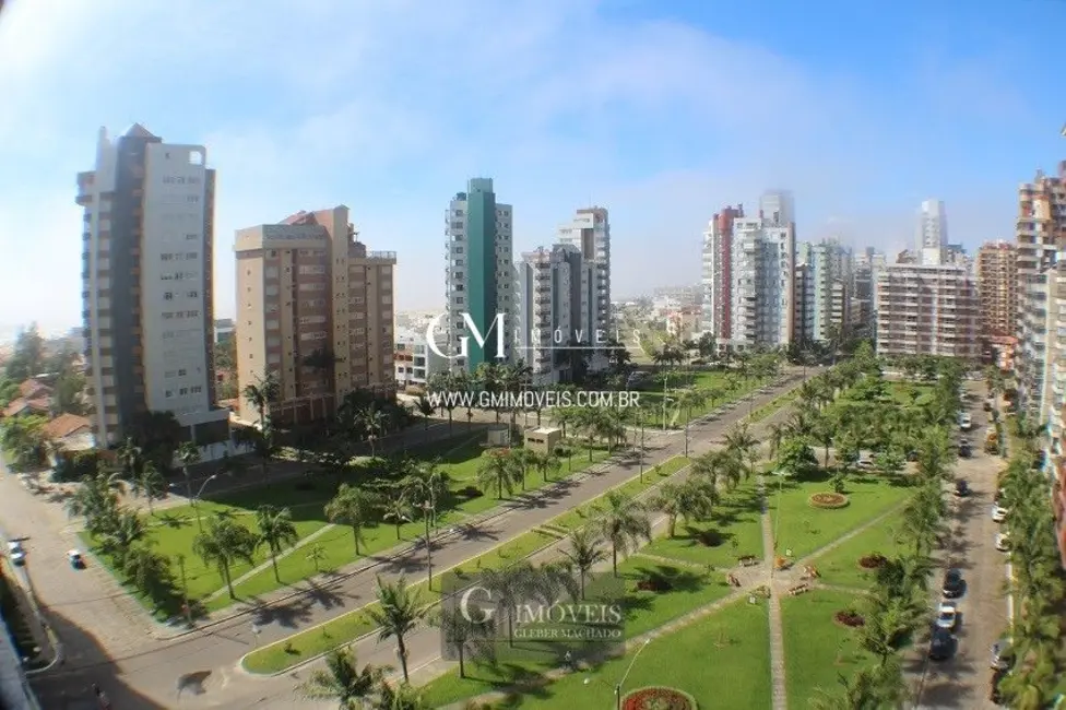 Apartamento com 3 quartos à venda, 200m2 em Torres - RS - imagem 7 Foto 7 de Apartamento com 3 quartos à venda, 200m2 em Torres - RS