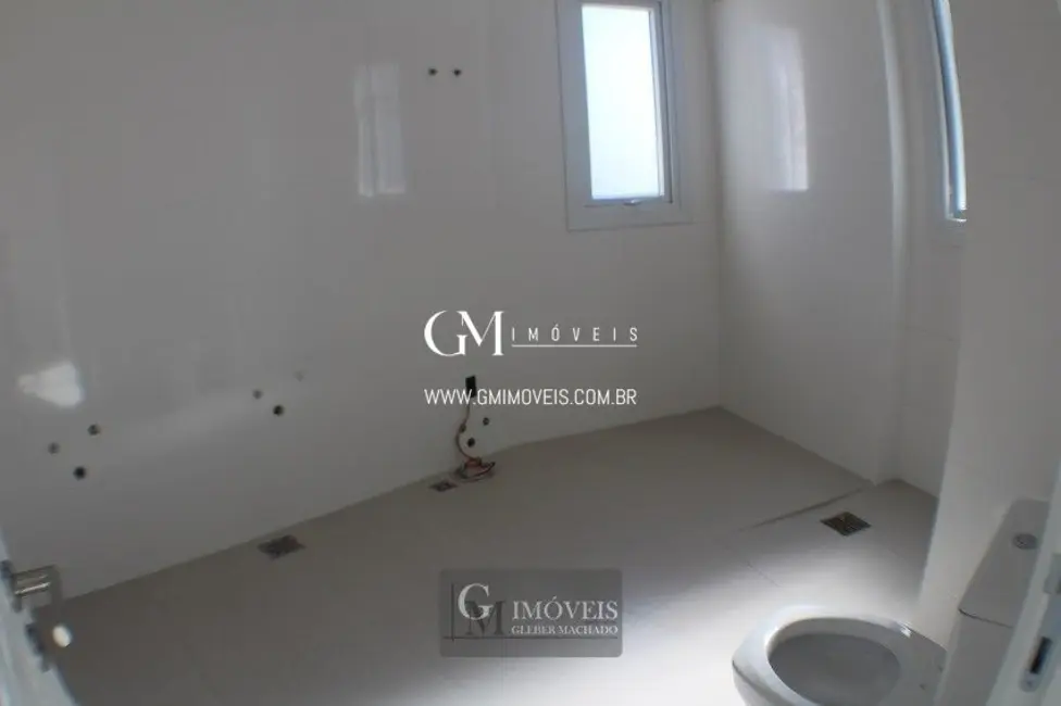 Apartamento com 3 quartos à venda, 200m2 em Torres - RS - imagem 9 Foto 9 de Apartamento com 3 quartos à venda, 200m2 em Torres - RS