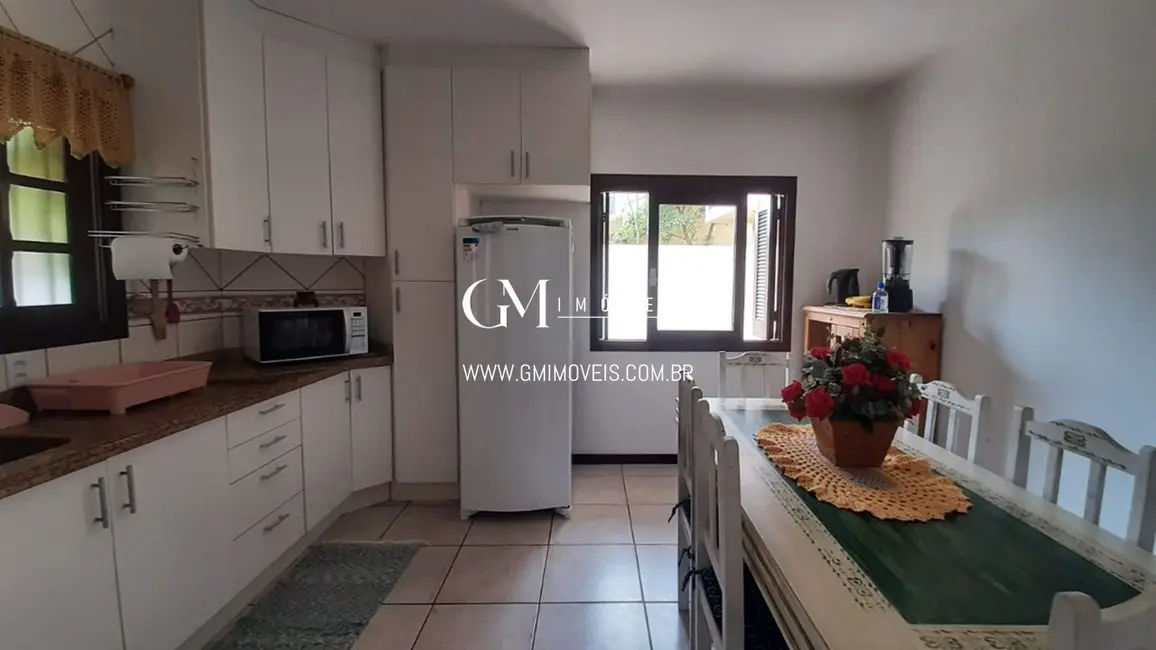 Foto 8 de Casa com 7 quartos à venda, 519m2 em Torres - RS