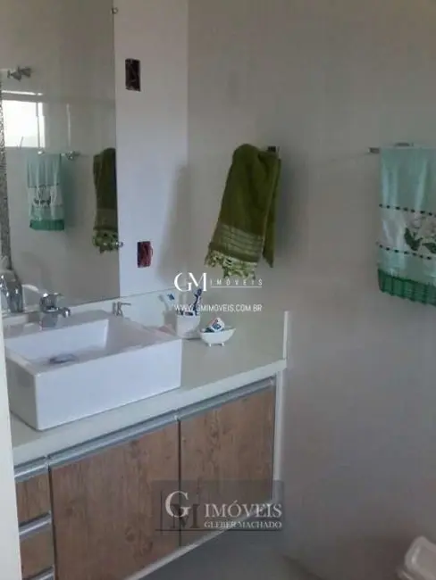 Foto 9 de Casa com 3 quartos à venda, 150m2 em Torres - RS