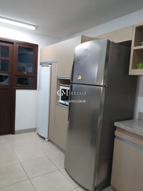 Casa com 5 quartos à venda, 252m2 em Torres - RS - imagem 6 Foto 6 de Casa com 5 quartos à venda, 252m2 em Torres - RS