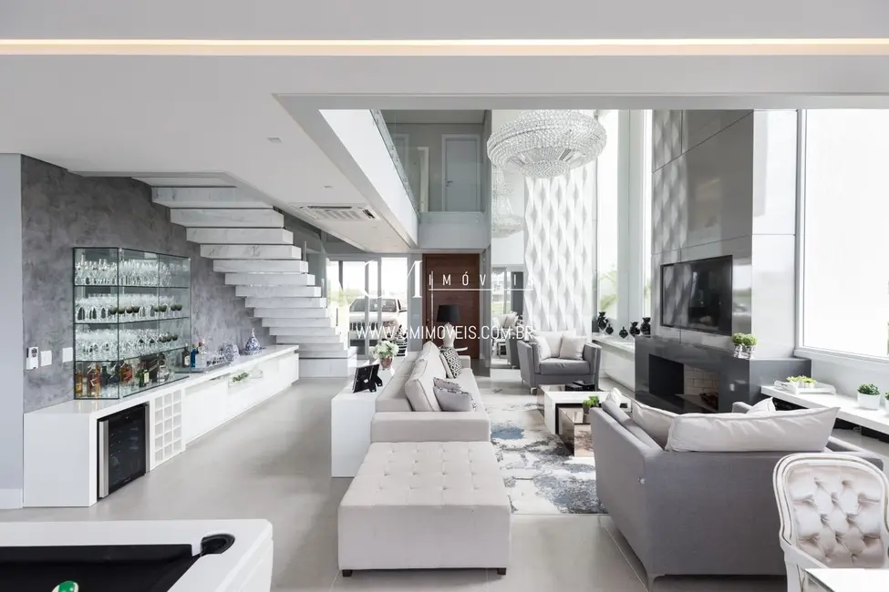 Casa com 4 quartos à venda, 331m2 em Torres - RS - imagem 6 Foto 6 de Casa com 4 quartos à venda, 331m2 em Torres - RS