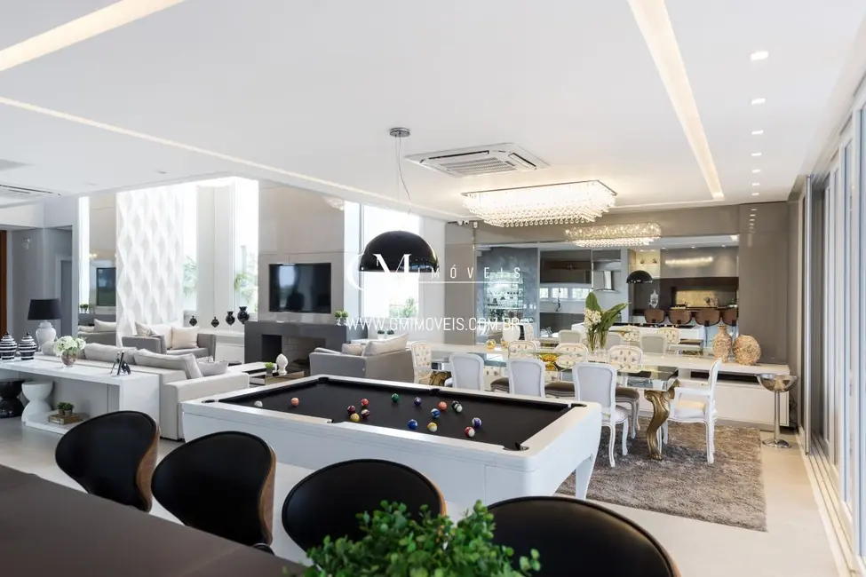 Casa com 4 quartos à venda, 331m2 em Torres - RS - imagem 7 Foto 7 de Casa com 4 quartos à venda, 331m2 em Torres - RS