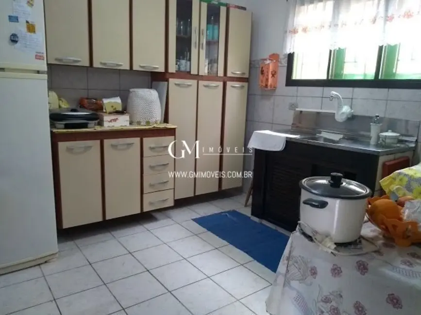 Casa com 3 quartos à venda, 143m2 em Torres - RS - imagem 8 Foto 8 de Casa com 3 quartos à venda, 143m2 em Torres - RS