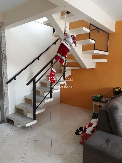 Casa com 3 quartos à venda, 190m2 em Torres - RS - imagem 6 Foto 6 de Casa com 3 quartos à venda, 190m2 em Torres - RS