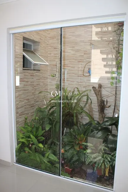 Casa com 4 quartos à venda, 190m2 em Torres - RS - imagem 5 Foto 5 de Casa com 4 quartos à venda, 190m2 em Torres - RS