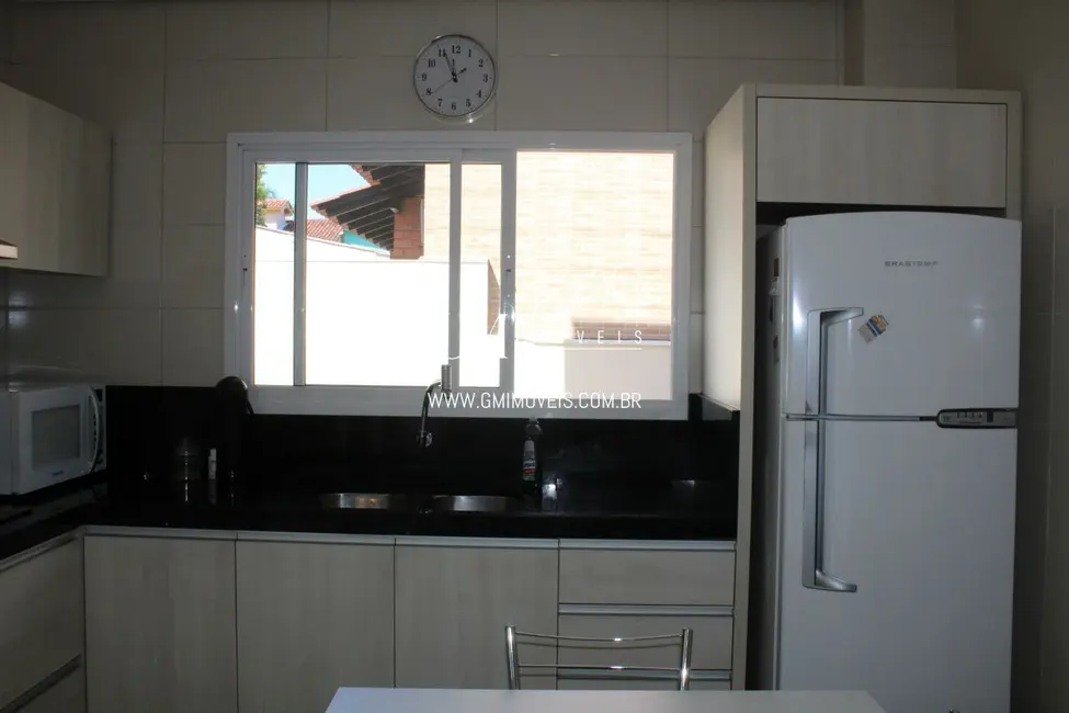 Casa com 4 quartos à venda, 190m2 em Torres - RS - imagem 7 Foto 7 de Casa com 4 quartos à venda, 190m2 em Torres - RS