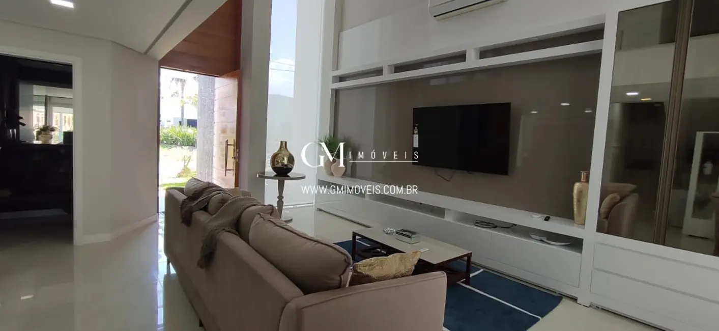 Casa de Condomínio com 4 quartos à venda, 369m2 em Torres - RS - imagem 8 Foto 8 de Casa de Condomínio com 4 quartos à venda, 369m2 em Torres - RS