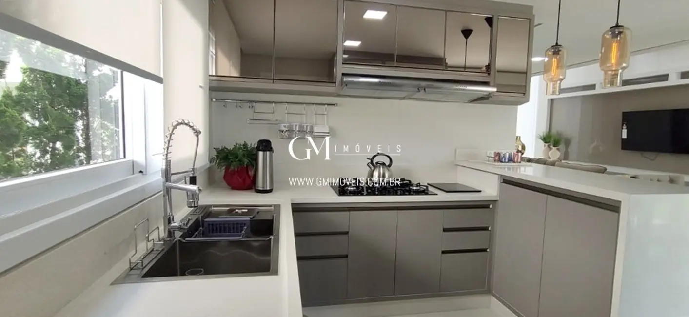 Casa de Condomínio com 4 quartos à venda, 369m2 em Torres - RS - imagem 9 Foto 9 de Casa de Condomínio com 4 quartos à venda, 369m2 em Torres - RS