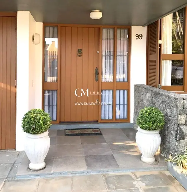 Foto 2 de Casa com 3 quartos à venda, 347m2 em Torres - RS