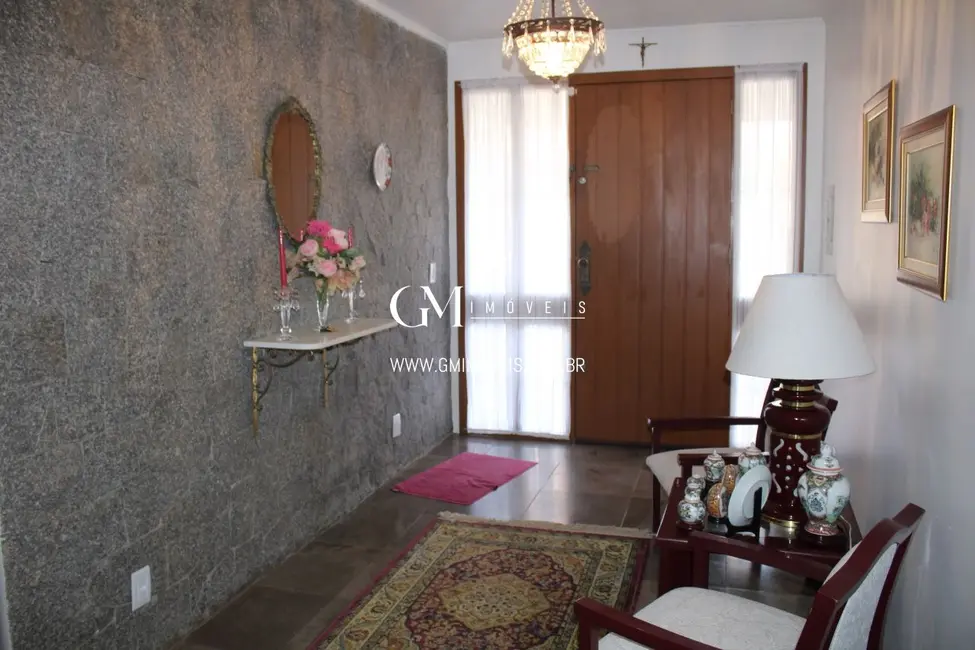 Foto 3 de Casa com 3 quartos à venda, 347m2 em Torres - RS