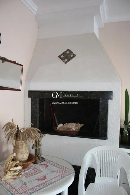 Casa com 5 quartos à venda, 300m2 em Torres - RS - imagem 6 Foto 6 de Casa com 5 quartos à venda, 300m2 em Torres - RS