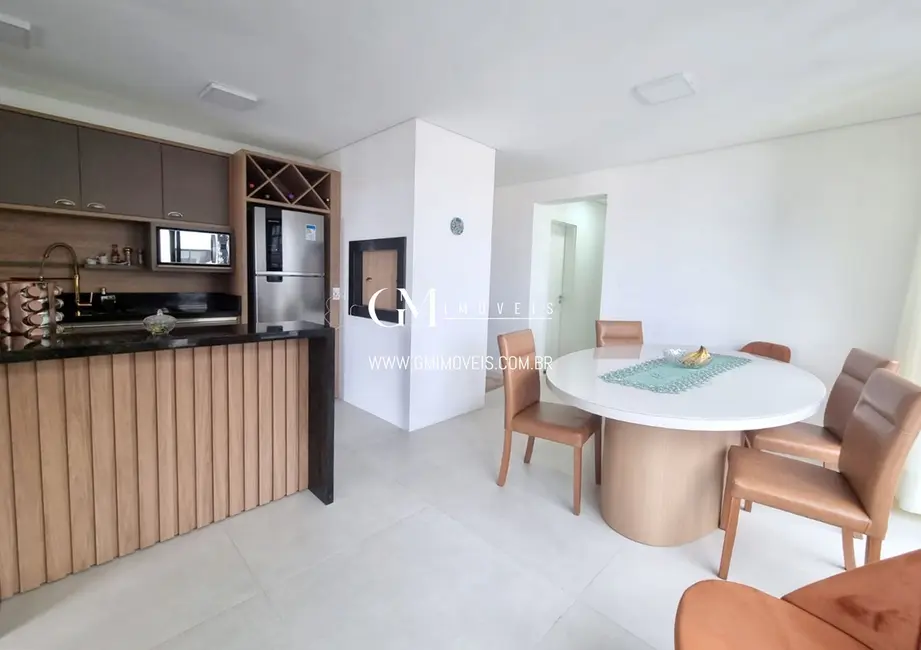 Apartamento com 2 quartos à venda, 84m2 em Centro, Torres - RS - imagem 3 Foto 3 de Apartamento com 2 quartos à venda, 84m2 em Centro, Torres - RS