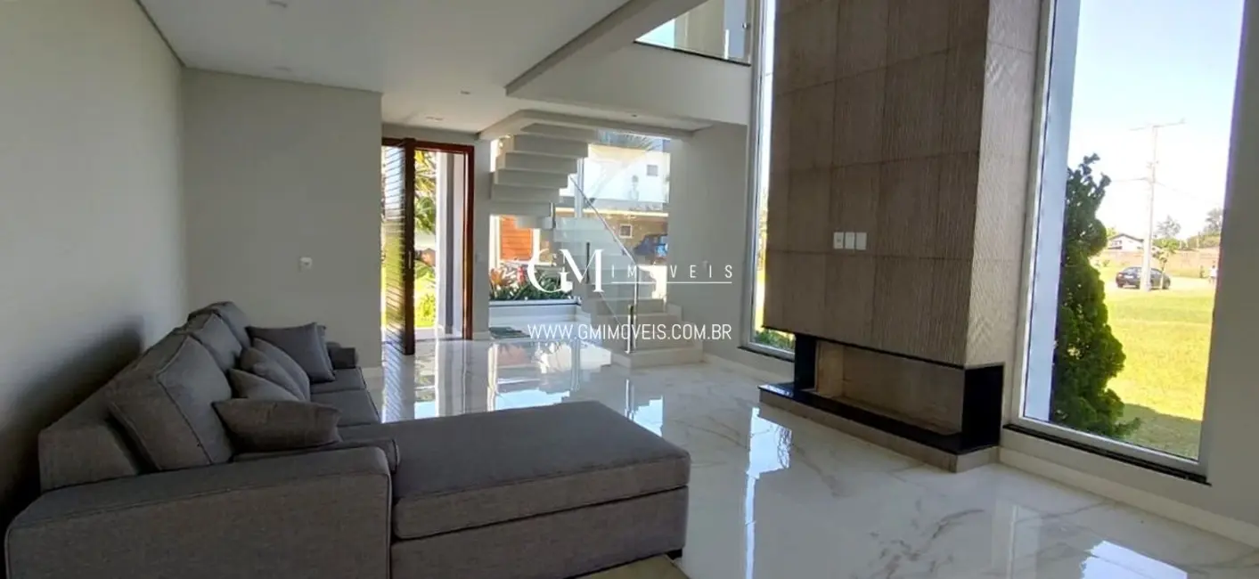 Casa de Condomínio com 4 quartos à venda, 344m2 em Torres - RS - imagem 6 Foto 6 de Casa de Condomínio com 4 quartos à venda, 344m2 em Torres - RS