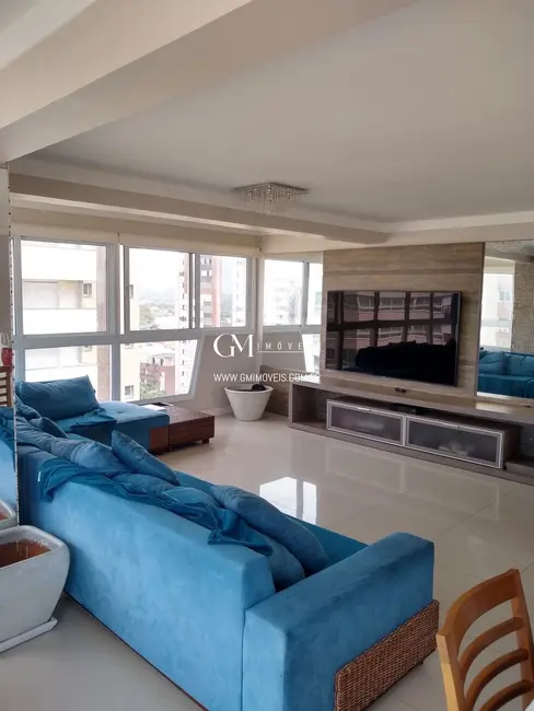 Apartamento com 6 quartos à venda, 380m2 em Torres - RS - imagem 2 Foto 2 de Apartamento com 6 quartos à venda, 380m2 em Torres - RS