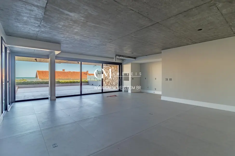 Apartamento com 3 quartos à venda, 328m2 em Torres - RS - imagem 6 Foto 6 de Apartamento com 3 quartos à venda, 328m2 em Torres - RS
