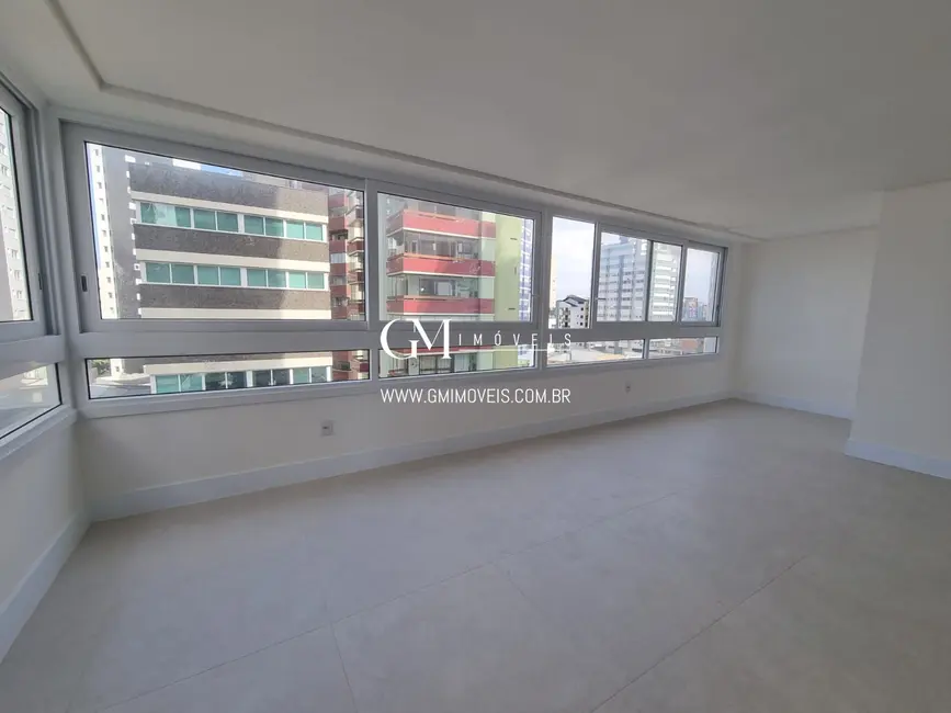 Apartamento com 3 quartos à venda, 130m2 em Torres - RS - imagem 7 Foto 7 de Apartamento com 3 quartos à venda, 130m2 em Torres - RS