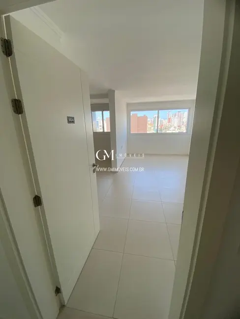 Apartamento com 2 quartos à venda, 75m2 em Centro, Torres - RS - imagem 3 Foto 3 de Apartamento com 2 quartos à venda, 75m2 em Centro, Torres - RS