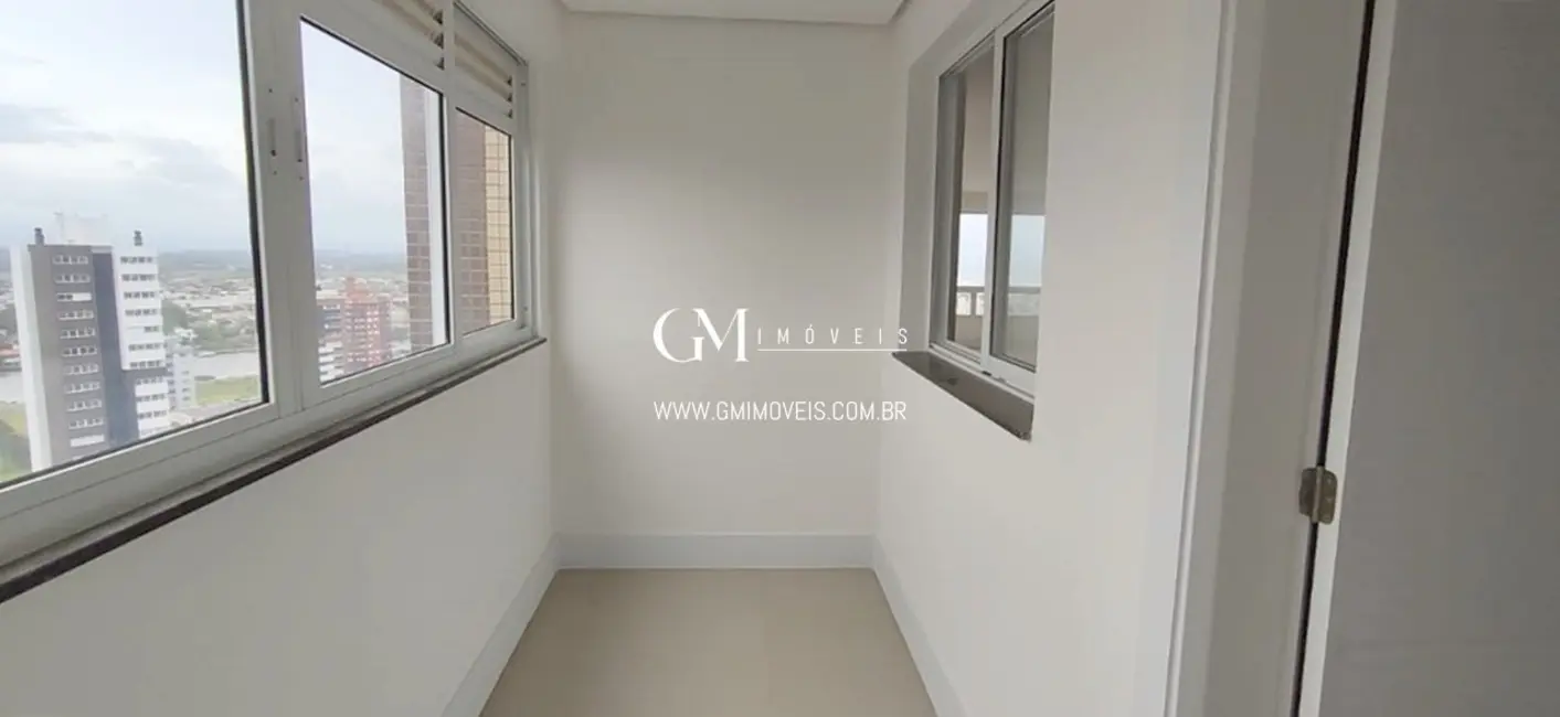 Apartamento com 4 quartos à venda, 216m2 em Torres - RS - imagem 6 Foto 6 de Apartamento com 4 quartos à venda, 216m2 em Torres - RS