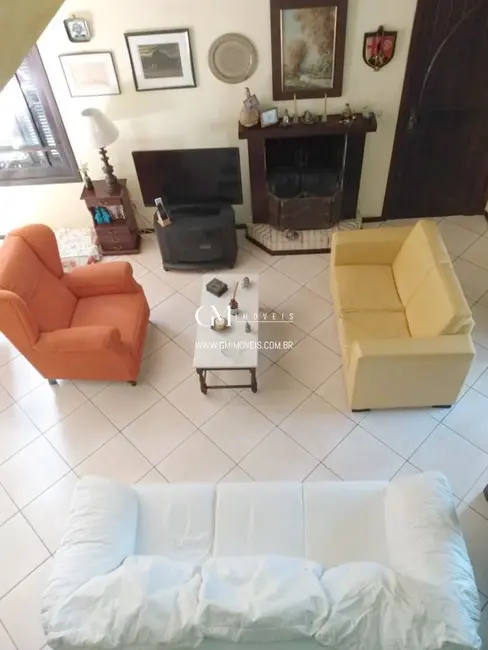 Foto 3 de Casa com 3 quartos à venda, 210m2 em Torres - RS