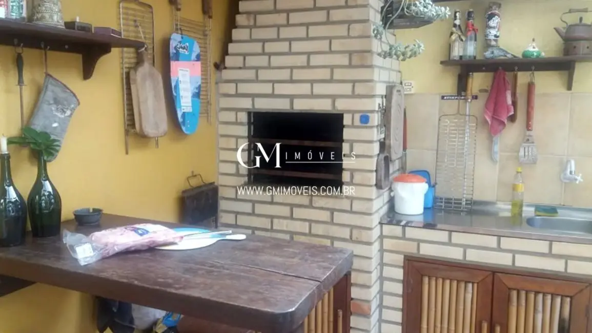 Foto 5 de Casa com 3 quartos à venda, 210m2 em Torres - RS