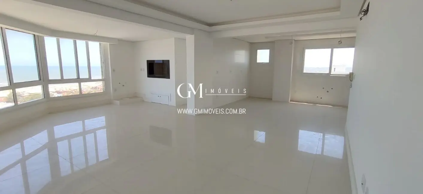 Foto 1 de Apartamento com 4 quartos à venda, 249m2 em Torres - RS