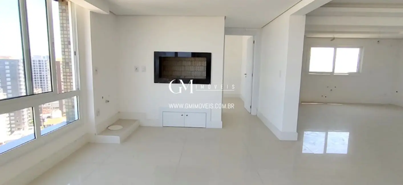 Apartamento com 4 quartos à venda, 249m2 em Torres - RS - imagem 2 Foto 2 de Apartamento com 4 quartos à venda, 249m2 em Torres - RS