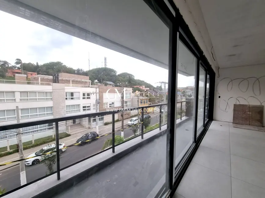 Cobertura com 3 quartos à venda, 247m2 em Torres - RS - imagem 8 Foto 8 de Cobertura com 3 quartos à venda, 247m2 em Torres - RS