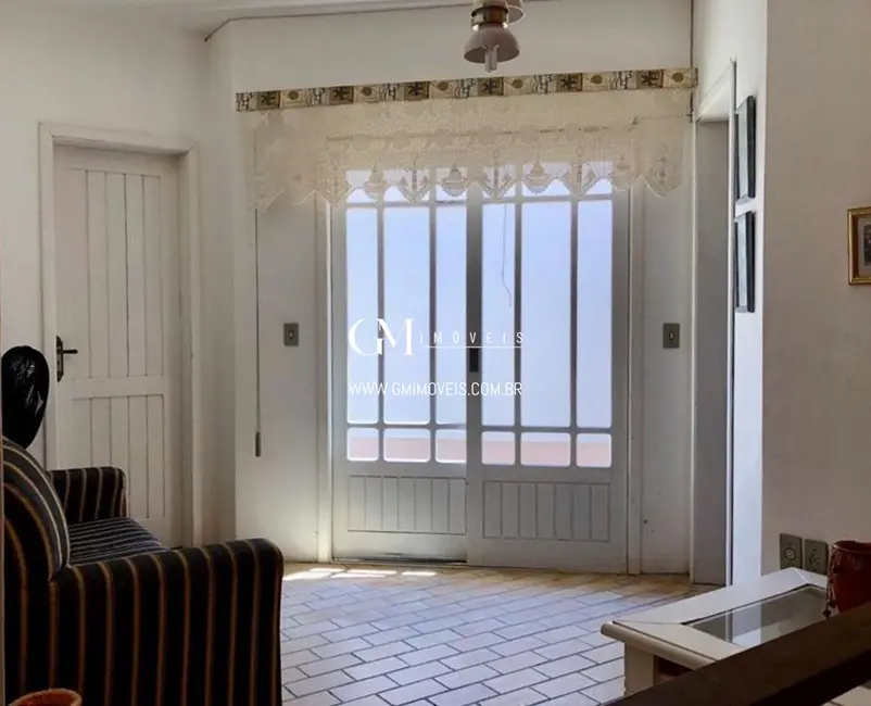 Casa com 6 quartos à venda, 316m2 em Torres - RS - imagem 8 Foto 8 de Casa com 6 quartos à venda, 316m2 em Torres - RS