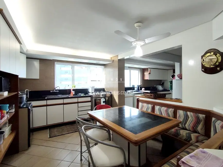 Foto 5 de Apartamento com 4 quartos à venda, 268m2 em Torres - RS