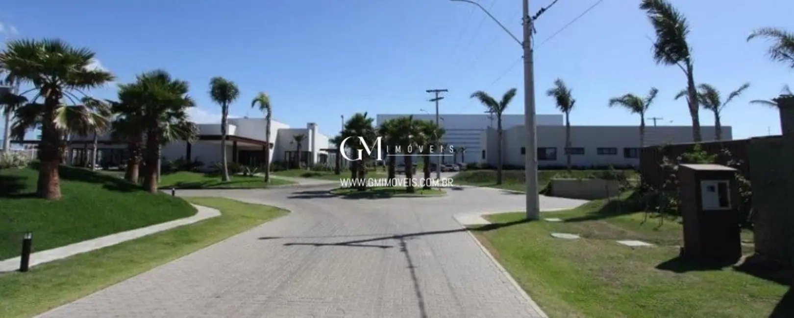 Foto 2 de Terreno / Lote à venda, 360m2 em Torres - RS