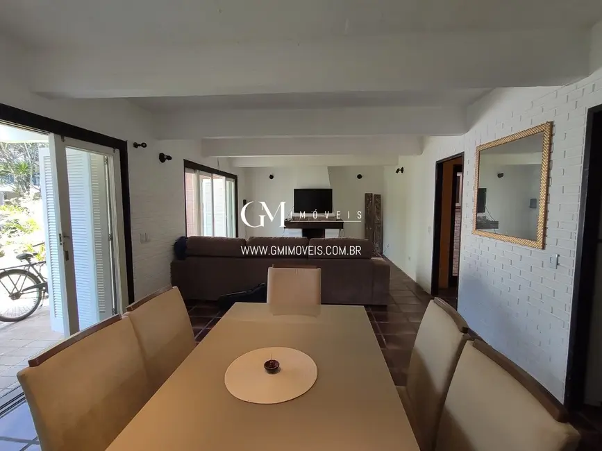 Foto 8 de Casa com 4 quartos à venda, 266m2 em Torres - RS