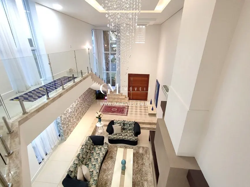 Casa de Condomínio com 5 quartos à venda, 330m2 em Torres - RS - imagem 3 Foto 3 de Casa de Condomínio com 5 quartos à venda, 330m2 em Torres - RS