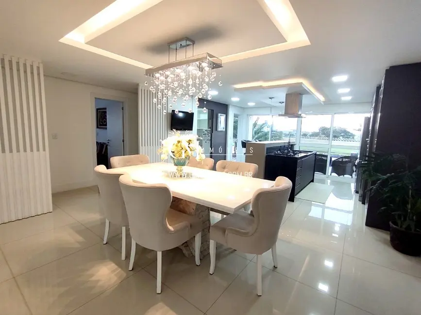 Casa de Condomínio com 5 quartos à venda, 330m2 em Torres - RS - imagem 7 Foto 7 de Casa de Condomínio com 5 quartos à venda, 330m2 em Torres - RS