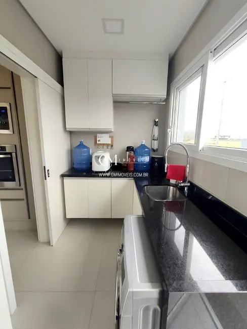 Foto 9 de Casa com 4 quartos à venda, 320m2 em Torres - RS