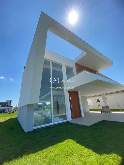 Casa de Condomínio com 4 quartos à venda, 330m2 em Torres - RS - imagem 4 Foto 4 de Casa de Condomínio com 4 quartos à venda, 330m2 em Torres - RS