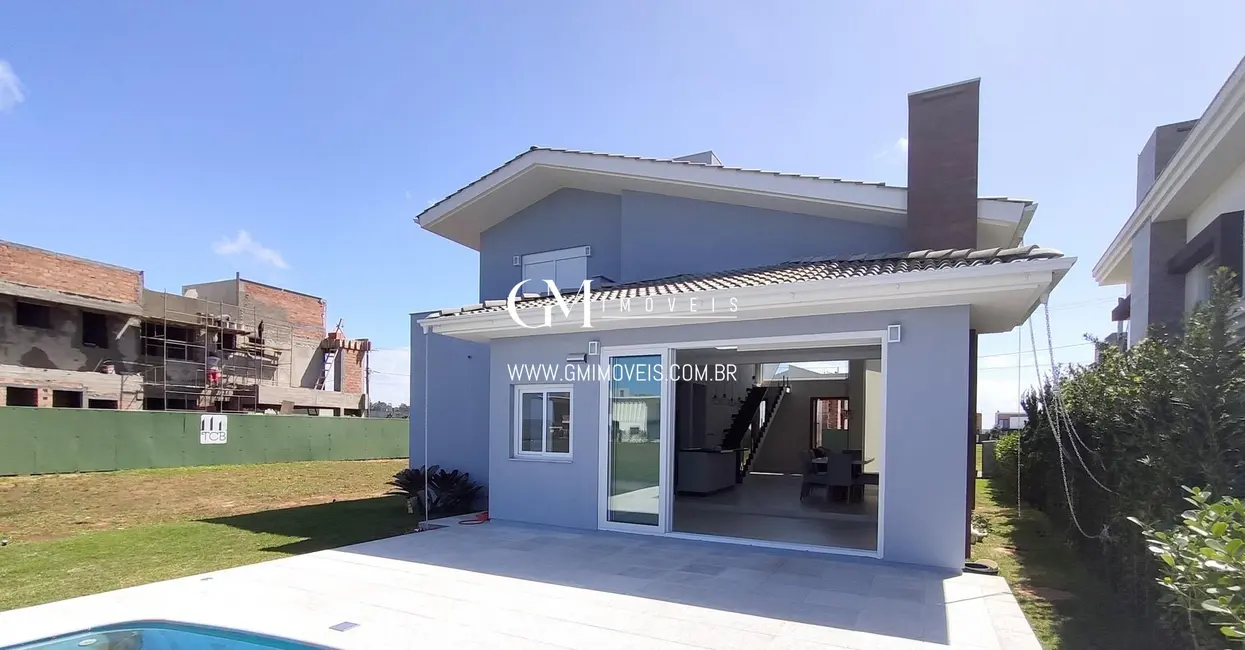 Casa com 3 quartos à venda, 256m2 em Torres - RS - imagem 4 Foto 4 de Casa com 3 quartos à venda, 256m2 em Torres - RS