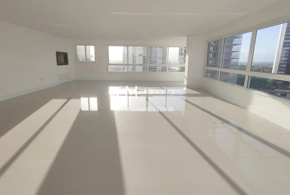 Foto 2 de Apartamento com 4 quartos à venda, 216m2 em Torres - RS
